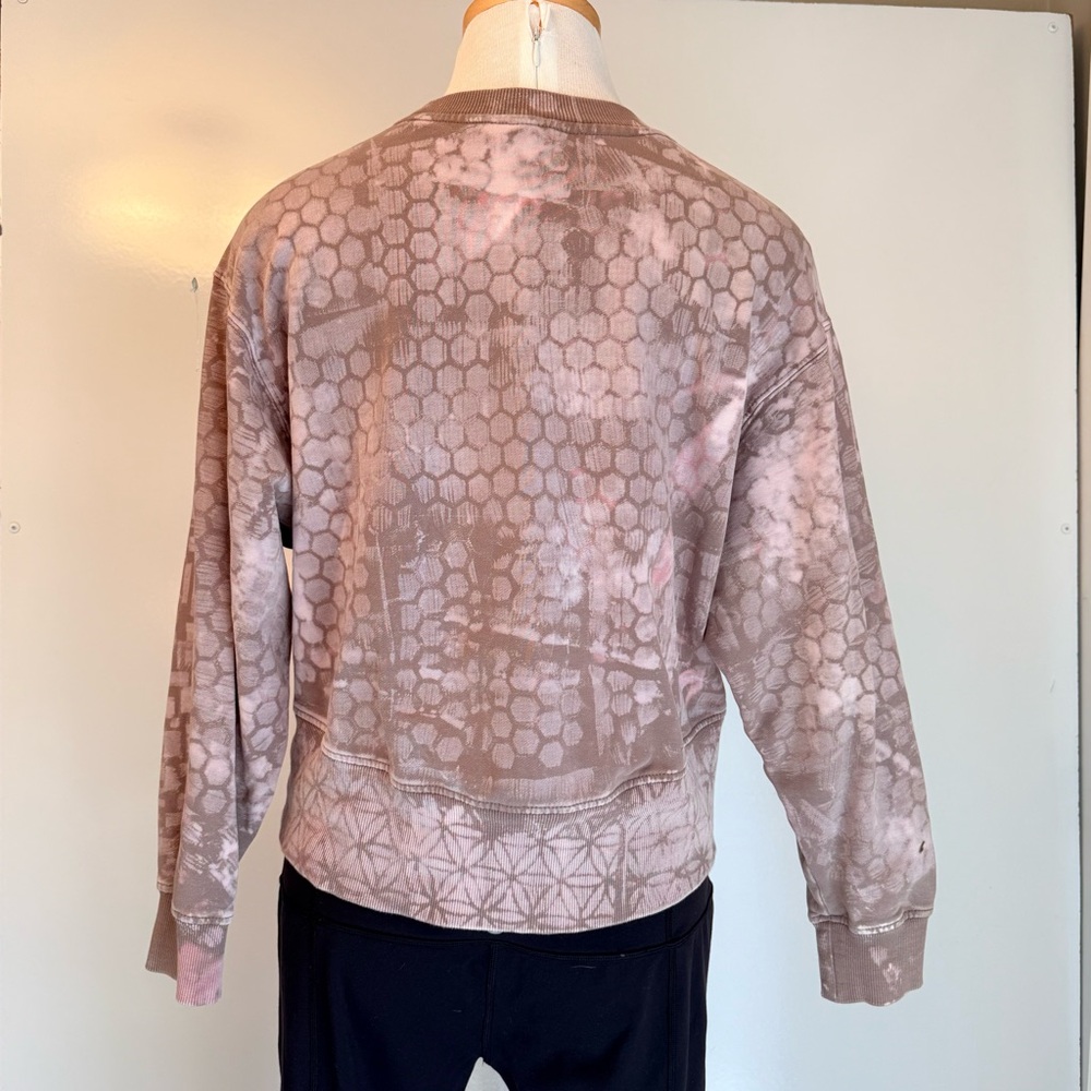 JoyLab Mauve-Pink Patterned Cropped Sweatshirt - Picture 4 of 4